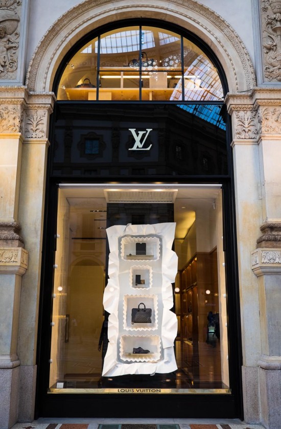 Louis Vuitton store, Galleria Vittorio Emanuele II, Milan, Italy on northtosouth.us